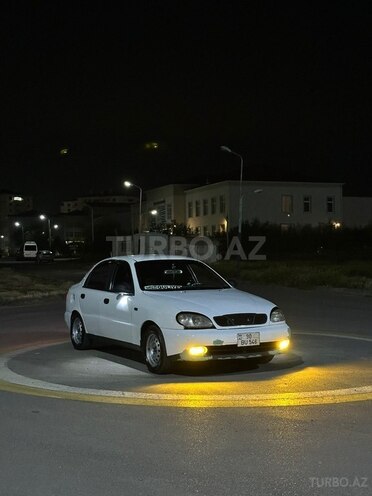 Daewoo Lanos-8