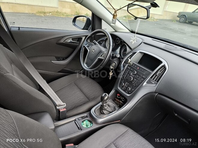 Opel Astra-9