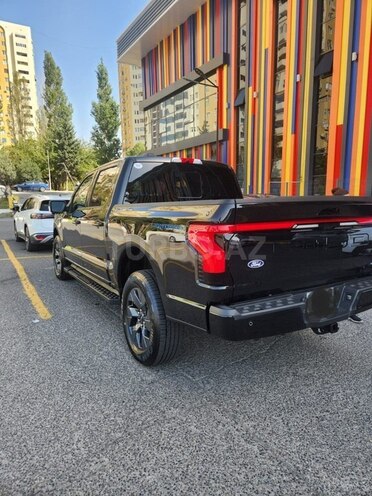 Ford F-150-4