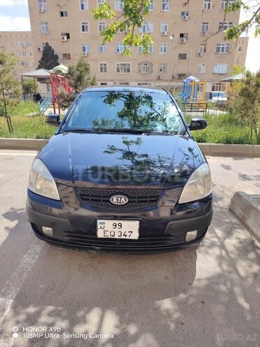 Kia Rio-1