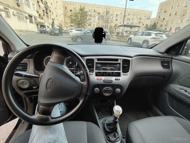 Kia Rio-3