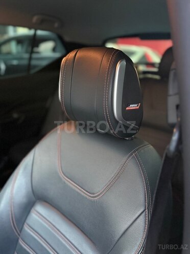 Nissan Kicks-13