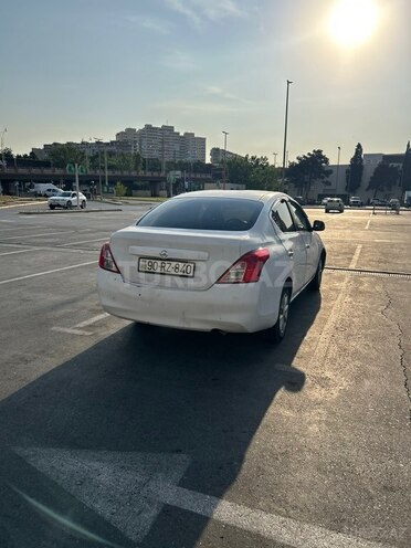 Nissan Sunny-2