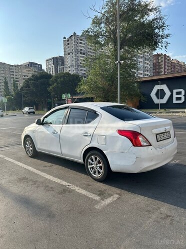 Nissan Sunny-6