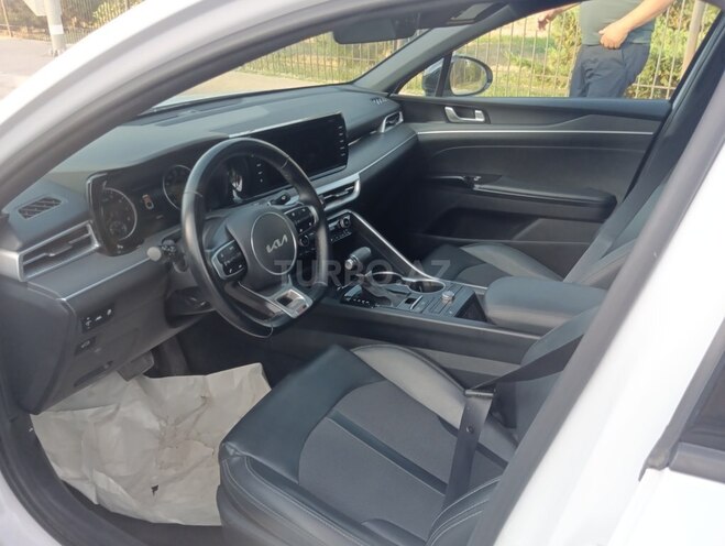 Kia K5-10