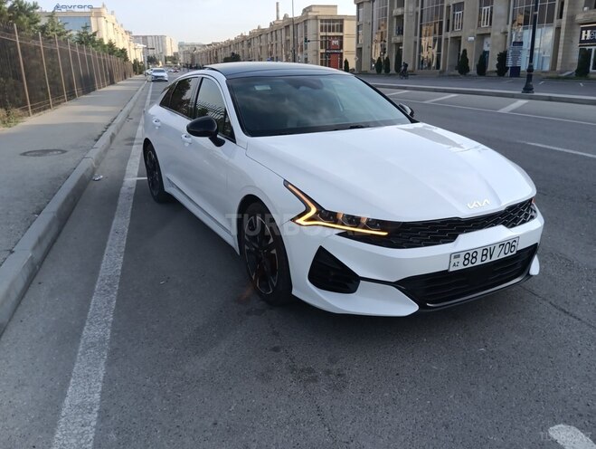 Kia K5-3