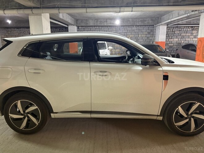 Changan Qiyuan Q05-8