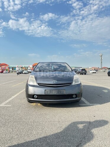 Toyota Prius-1