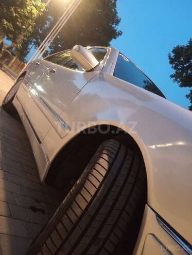 Mercedes E 320-4