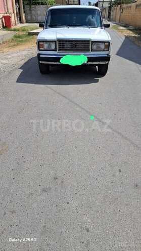 LADA (VAZ) 2107-2