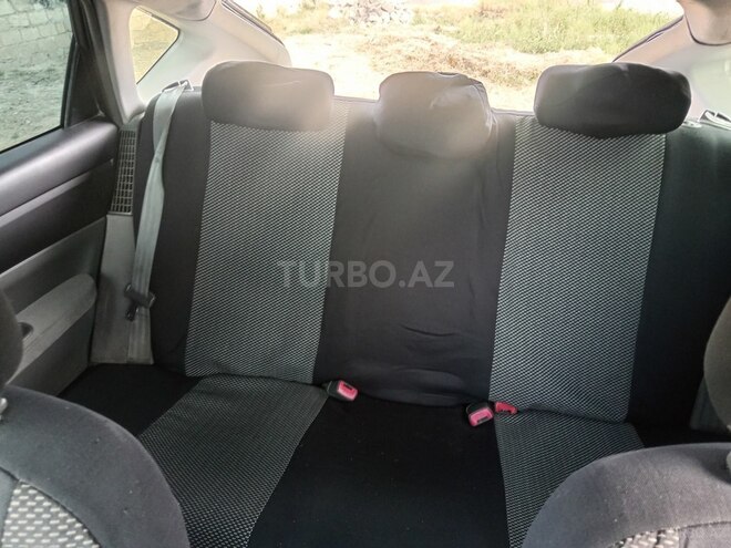 Toyota Prius-6