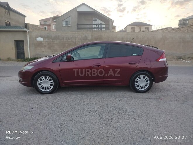 Honda Insight-3