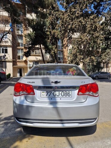 Chevrolet Cruze-2