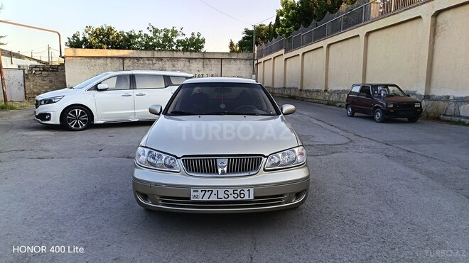 Nissan Sunny-1