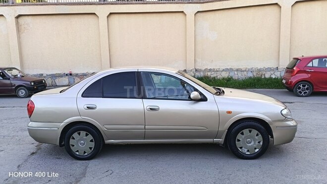 Nissan Sunny-3