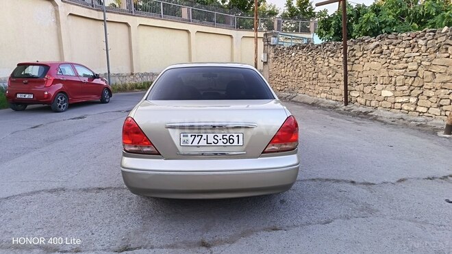 Nissan Sunny-2