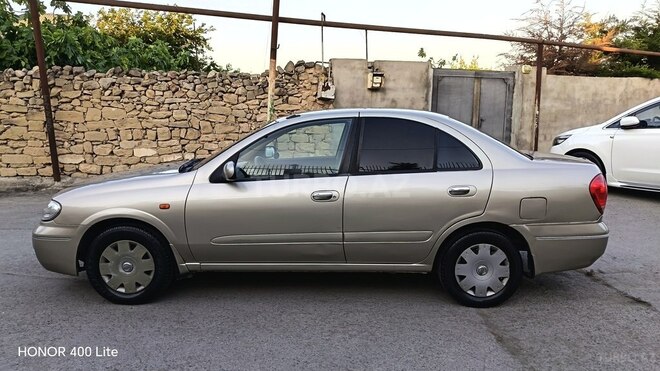 Nissan Sunny-4
