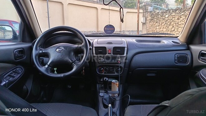 Nissan Sunny-6
