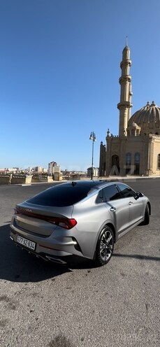 Kia K5-4
