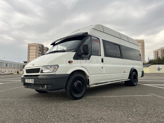 Ford Transit-2