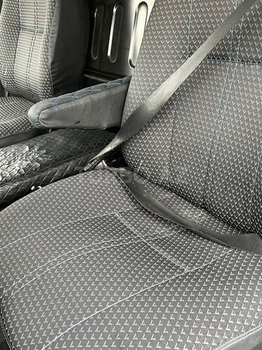 Ford Transit-10