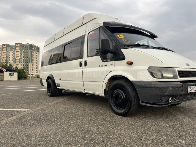 Ford Transit-4