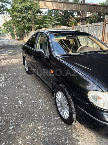 Nissan Sunny-5