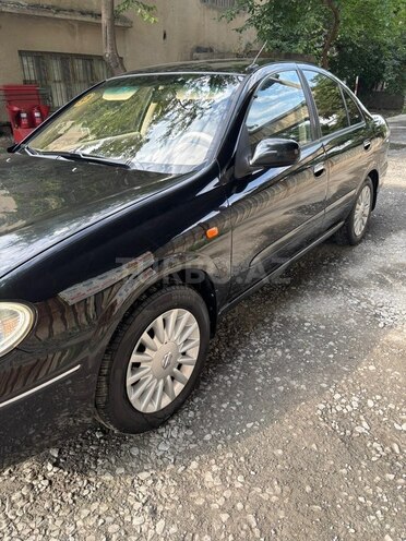 Nissan Sunny-6