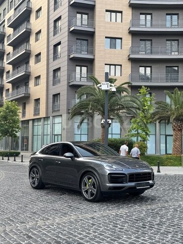 Porsche Cayenne Coupe-4