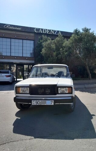 LADA (VAZ) 2107-1