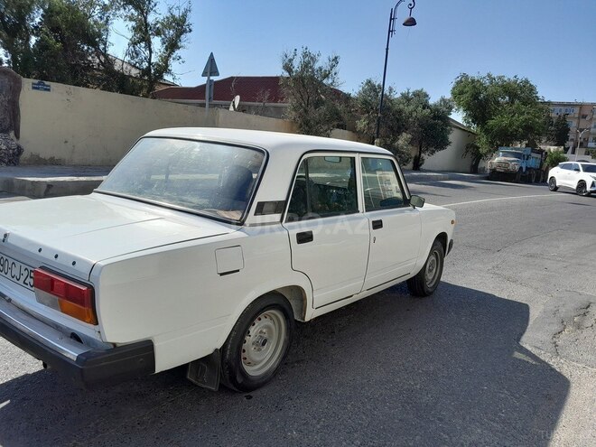 LADA (VAZ) 2107-5