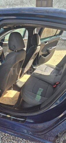 Chevrolet Cruze-10