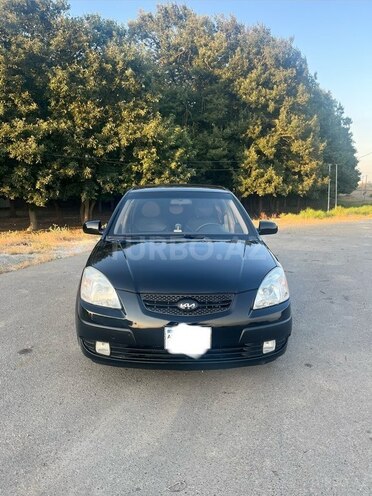 Kia Rio-1