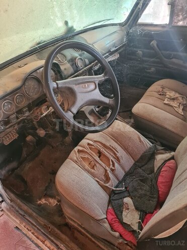 LADA (VAZ) 2106-5