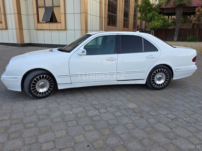 Mercedes E 220-6