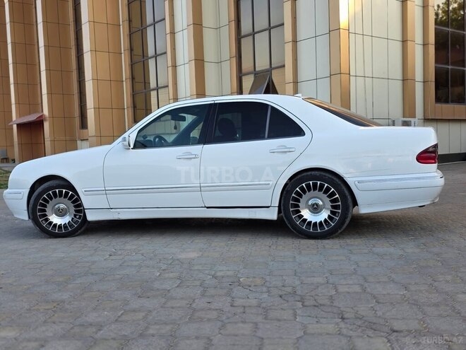 Mercedes E 220-9