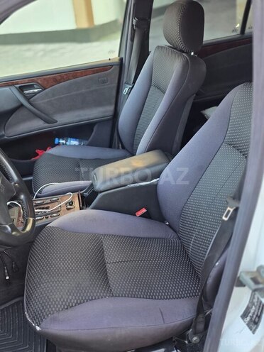 Mercedes E 220-14