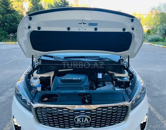 Kia Sorento-12