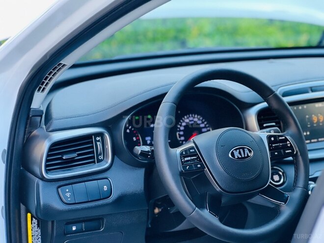 Kia Sorento-14