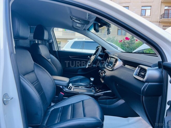 Kia Sorento-19