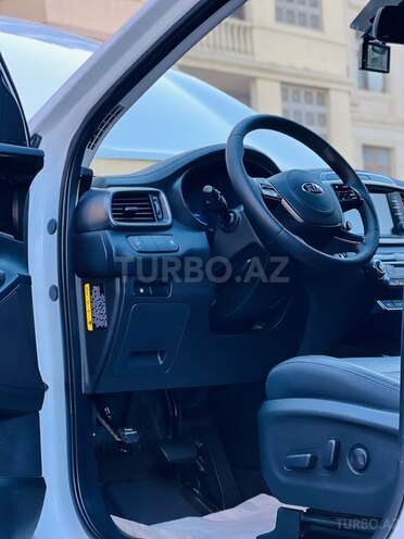 Kia Sorento-15