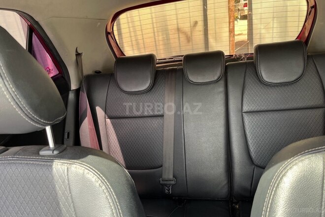 Kia Picanto-12