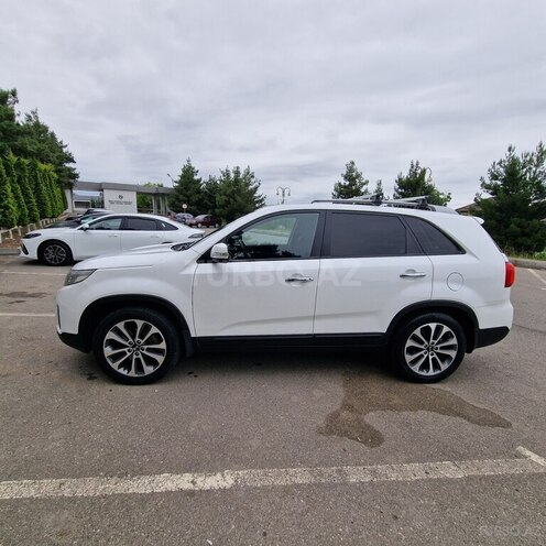 Kia Sorento-4