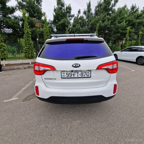 Kia Sorento-5