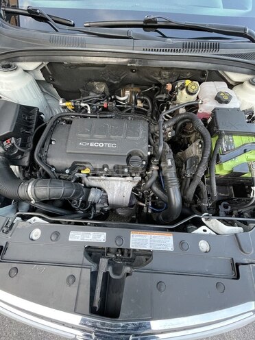 Chevrolet Cruze-8