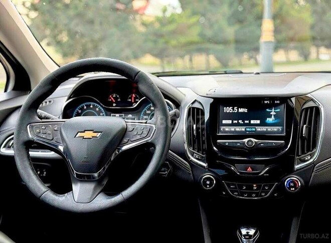 Chevrolet Cruze-3