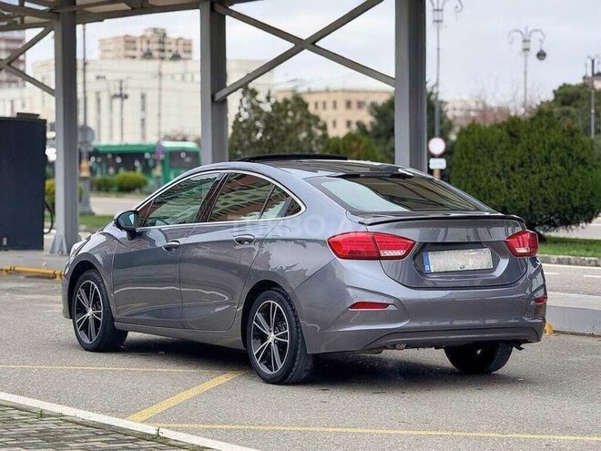 Chevrolet Cruze-2