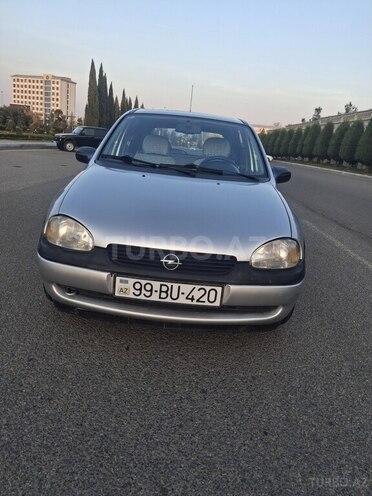 Opel Corsa-1