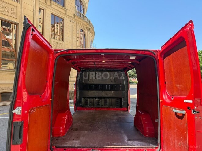Ford Transit-14