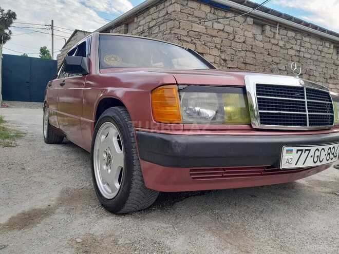 Mercedes 190-2